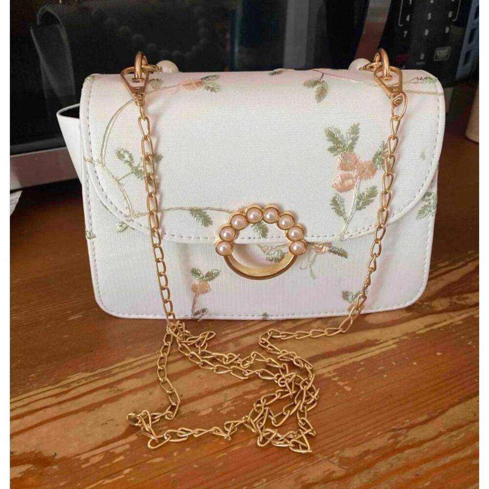 floral purse - Picture 3 of 3